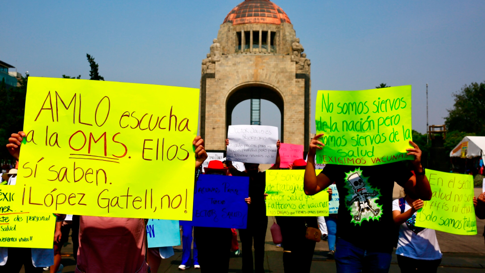 Falso que se haya negado la vacuna a médicos privados: AMLO Falso que se haya negado la vacuna a médicos privados: AMLO