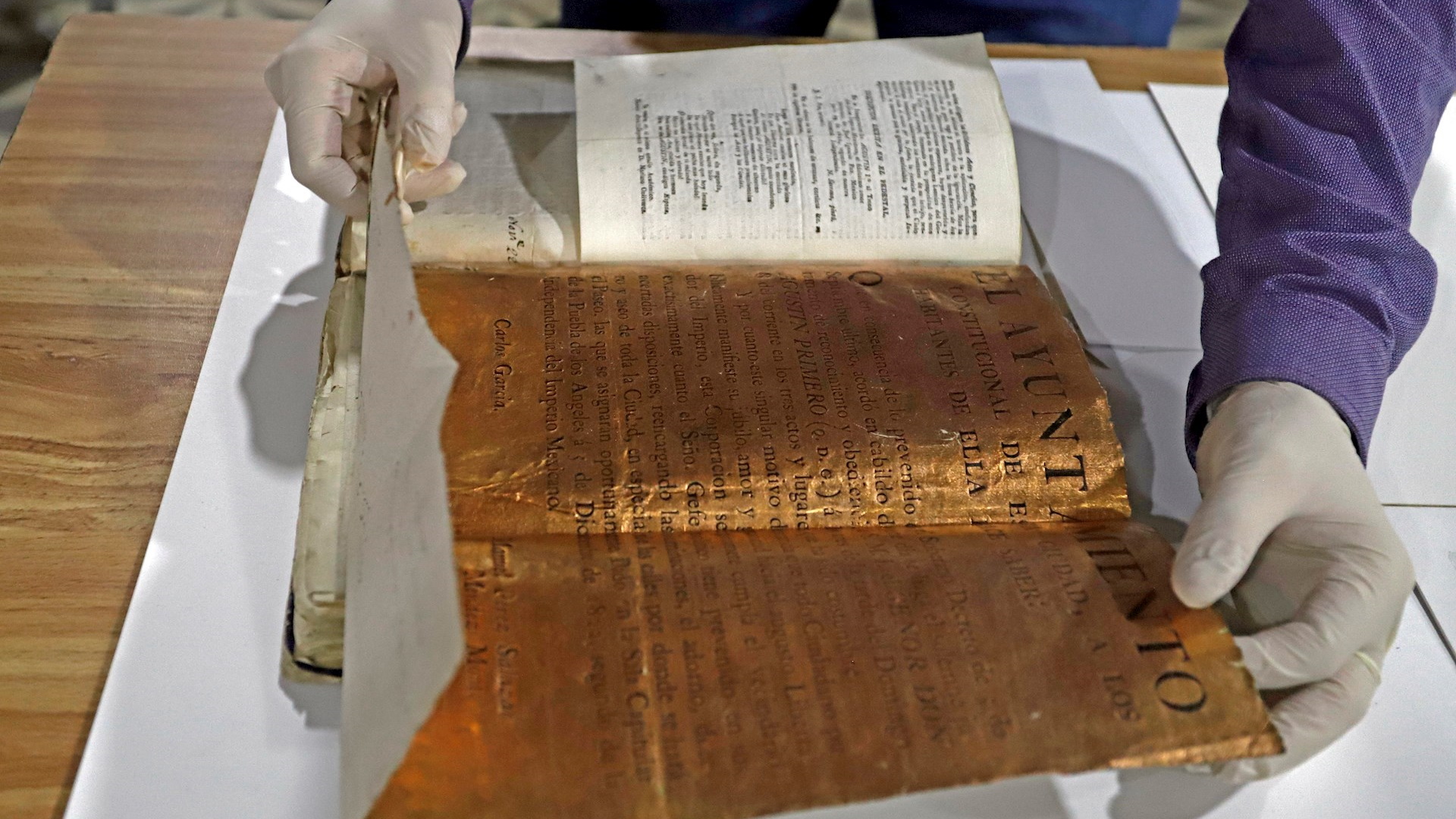 Puebla revive su historia en hojas de oro