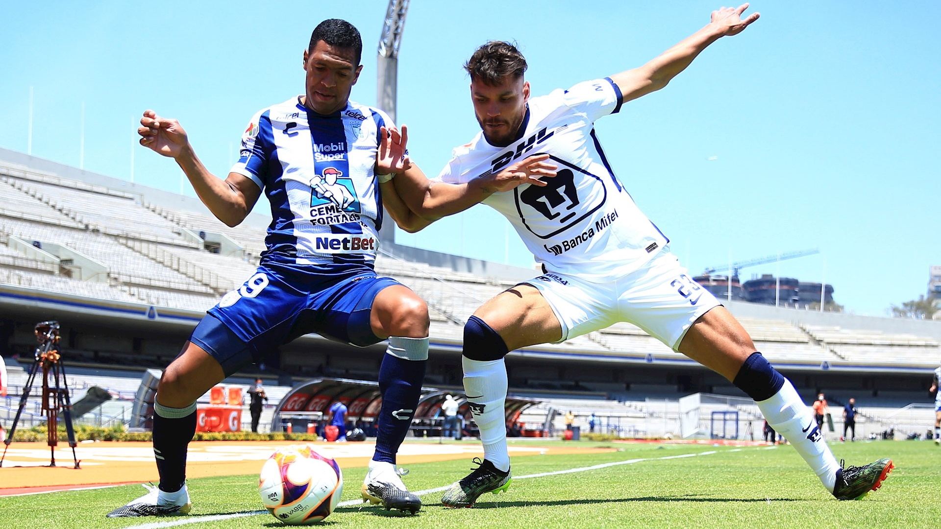 Dinenno rescata el empate para Pumas ante Pachuca con penal de último minuto