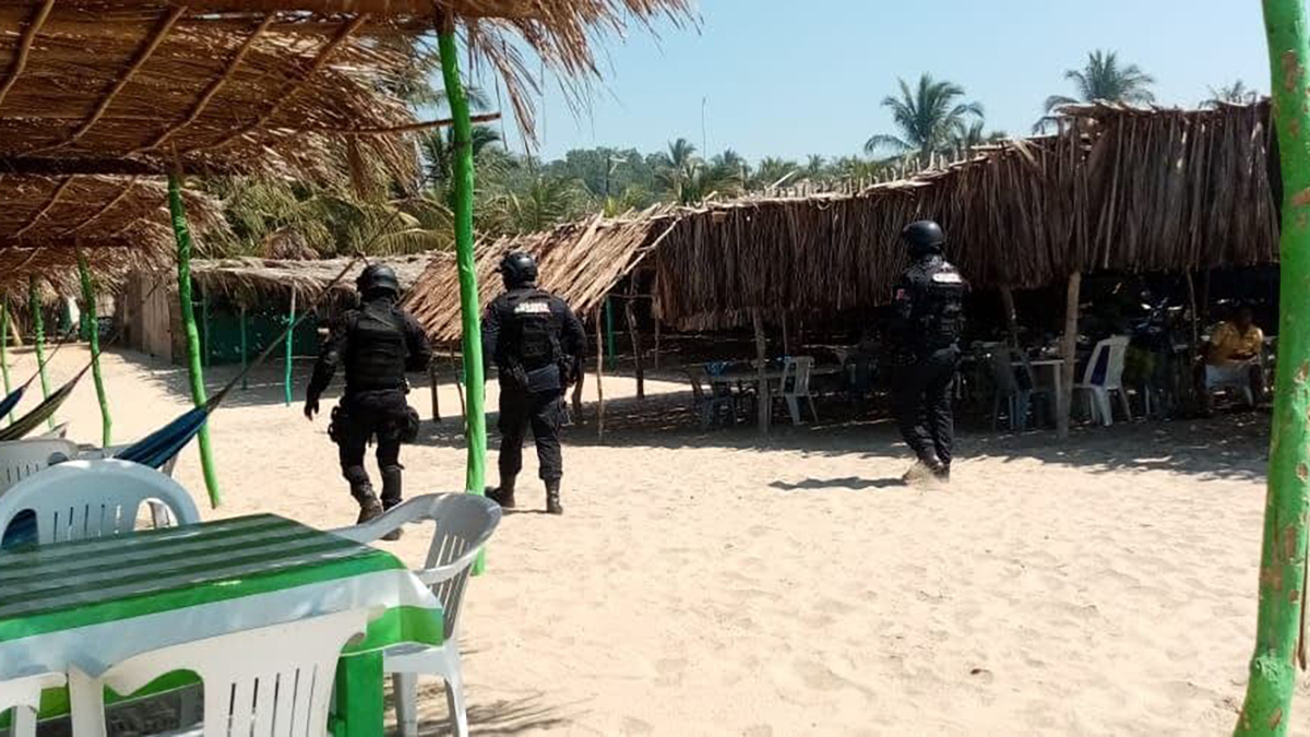 Refuerzan vigilancia en playas y carreteras de Guerrero por vacaciones de Semana Santa