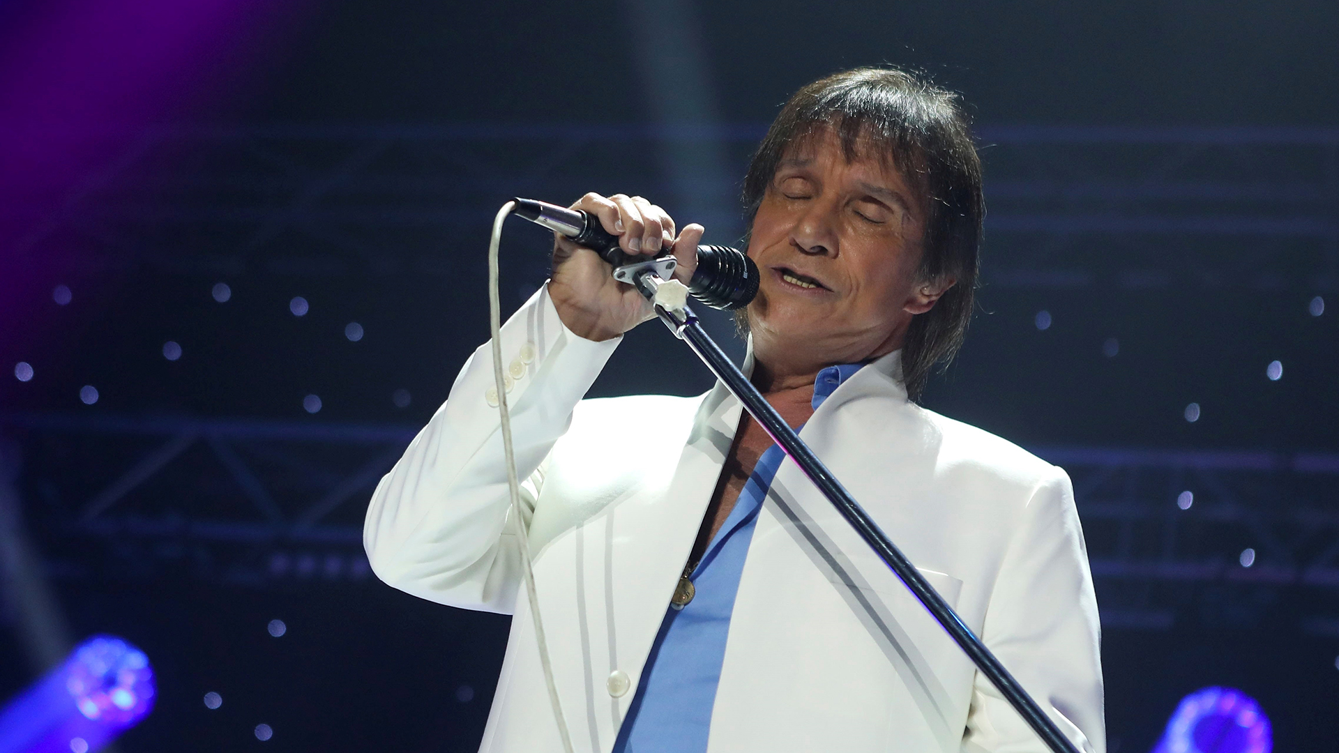 Roberto Carlos: el 'Rey de la Canción Romántica' cumple 80 años - roberto-carlos-en-concierto