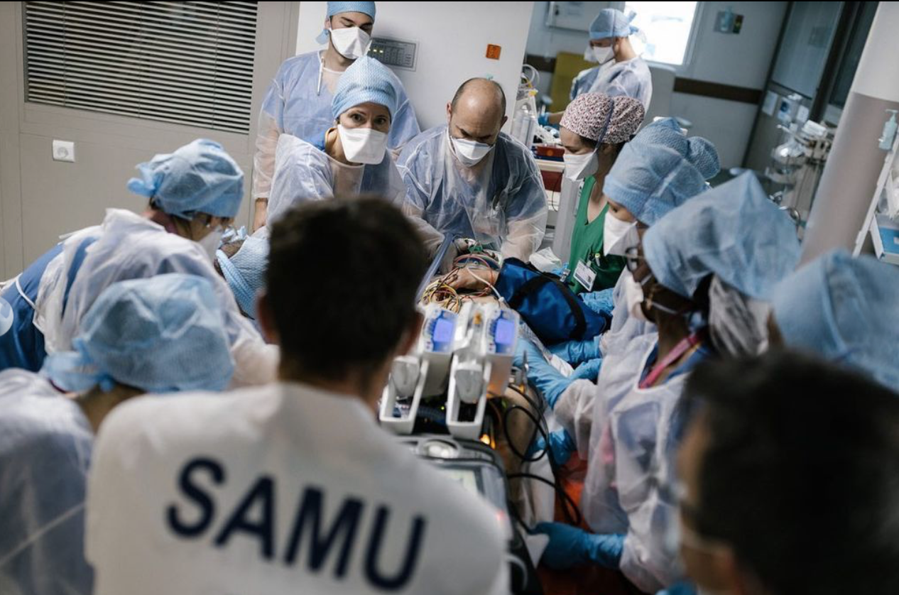 El personal médico: los primeros y los últimos - screen-shot-2021-04-16-at-202355