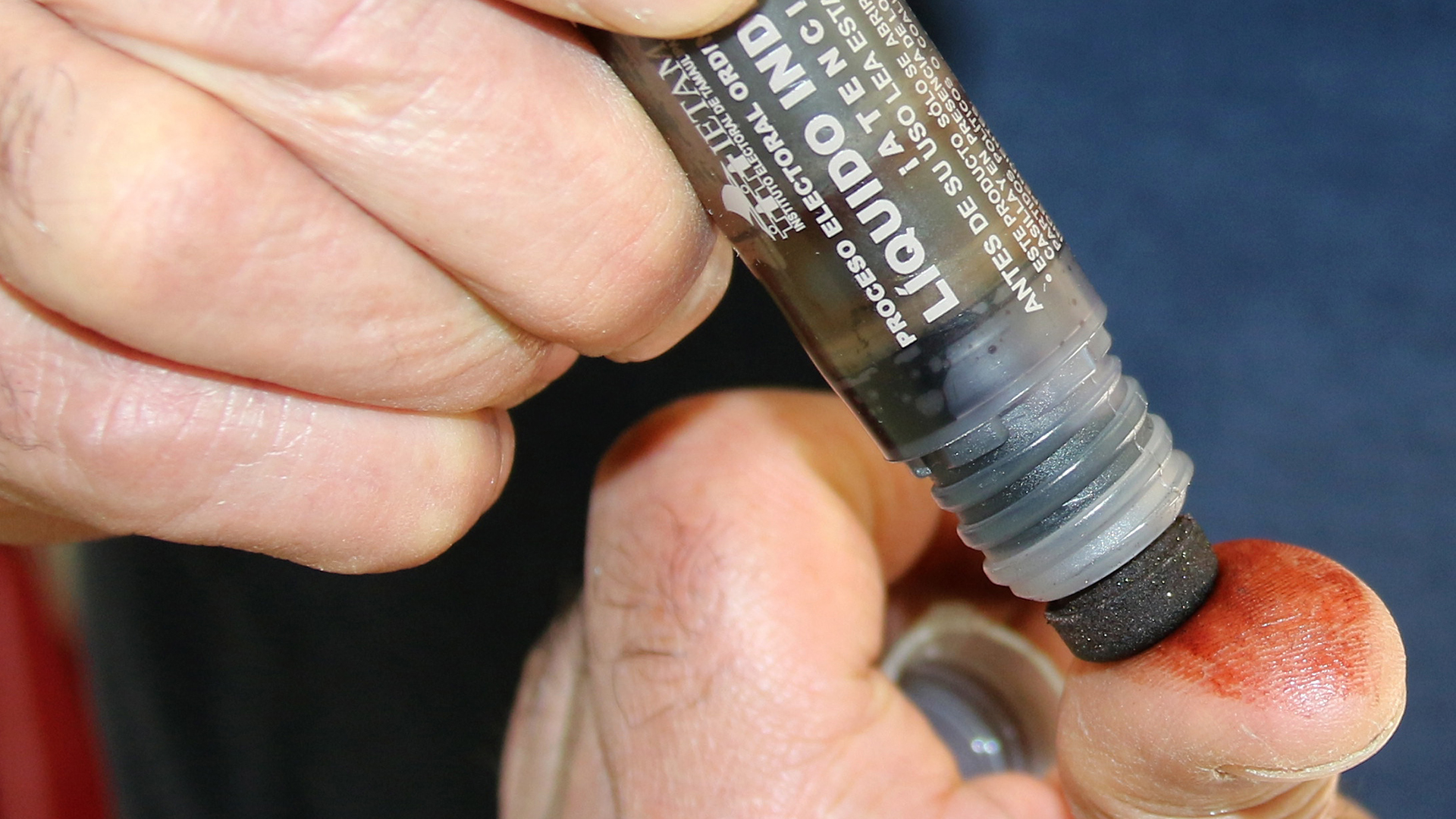 IPN entrega a INE 330 mil plumones con tinta indeleble para elecciones del 6 de junio