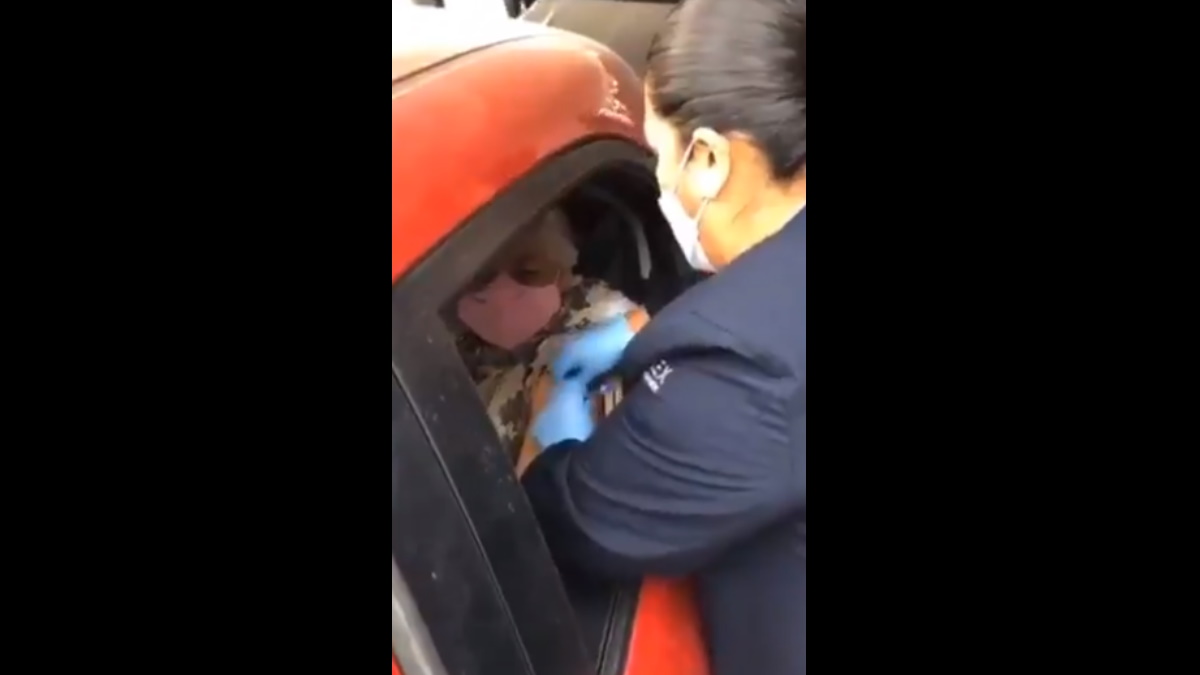 #Video Aplican presunta “dosis vacía” de vacuna contra COVID-19 en Huixquilucan