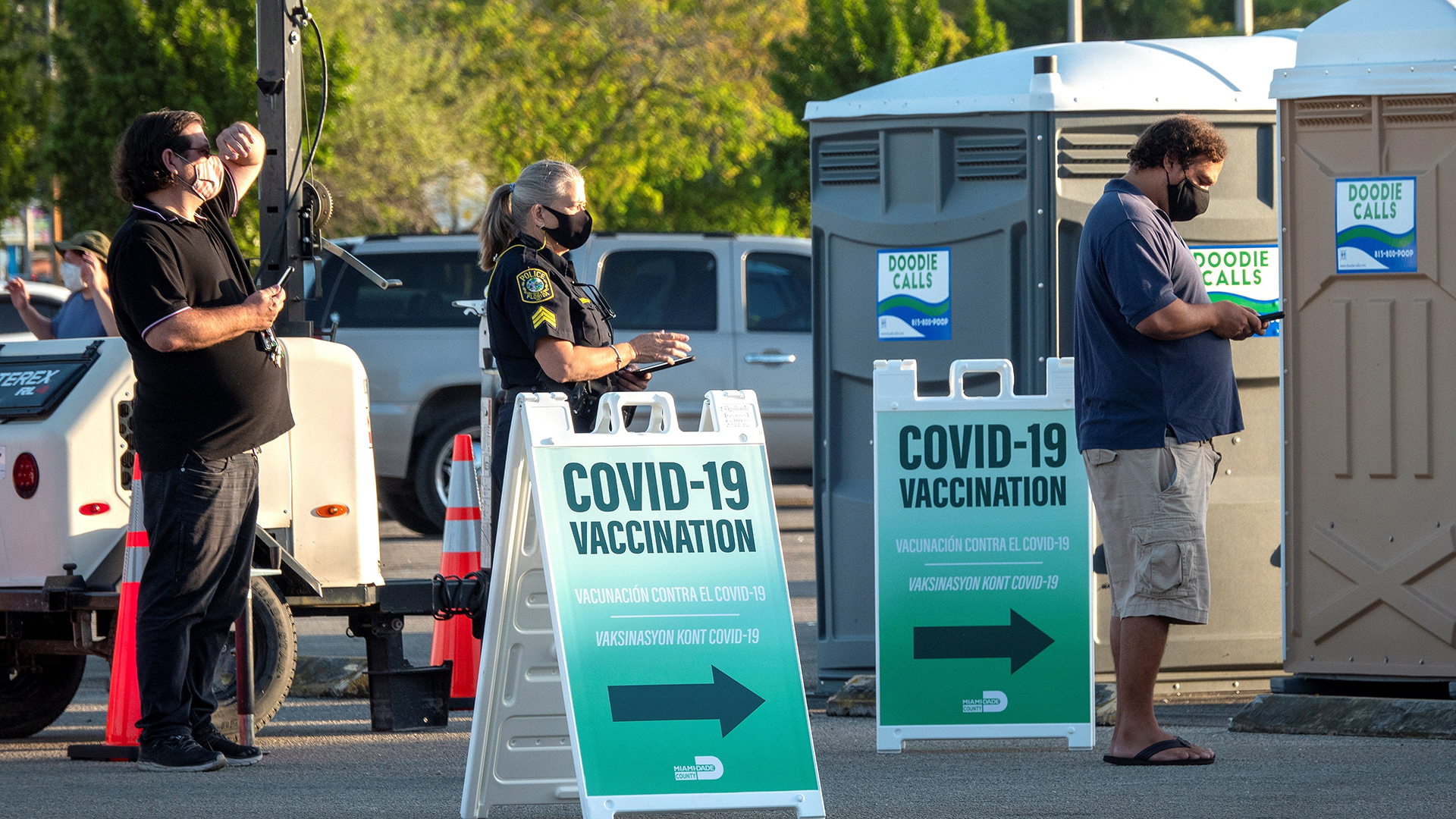 Florida abre vacunación contra COVID-19 a todos los mayores de 18 años