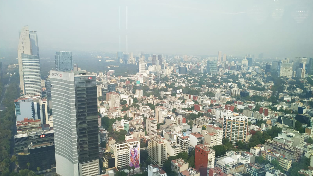 Continúan restricciones por altas concentraciones de ozono en Valle de México