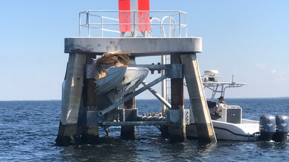 Distracción por dispositivos móviles, causa de accidentes en el mar