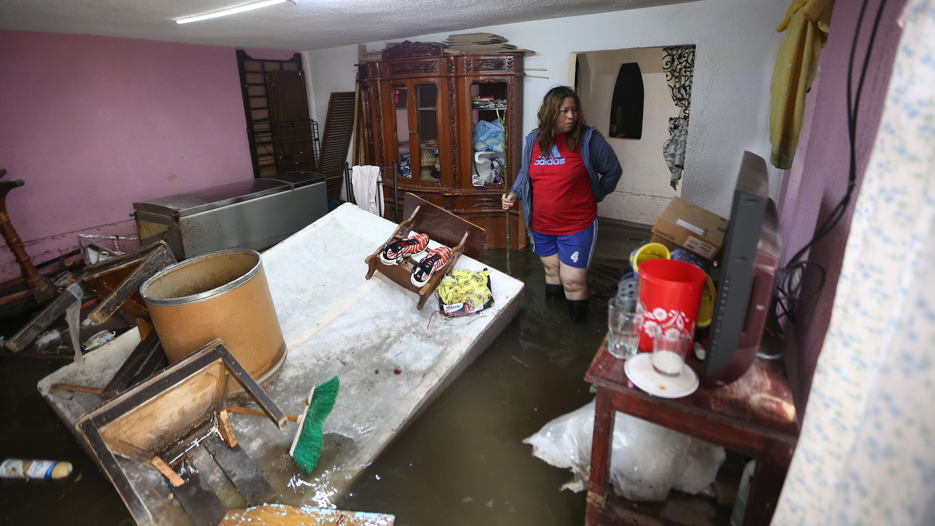 Lluvias castigaron con inundaciones la zona oriente del Edomex - casa-inundada-en-ixtapaluca-por-lluvias