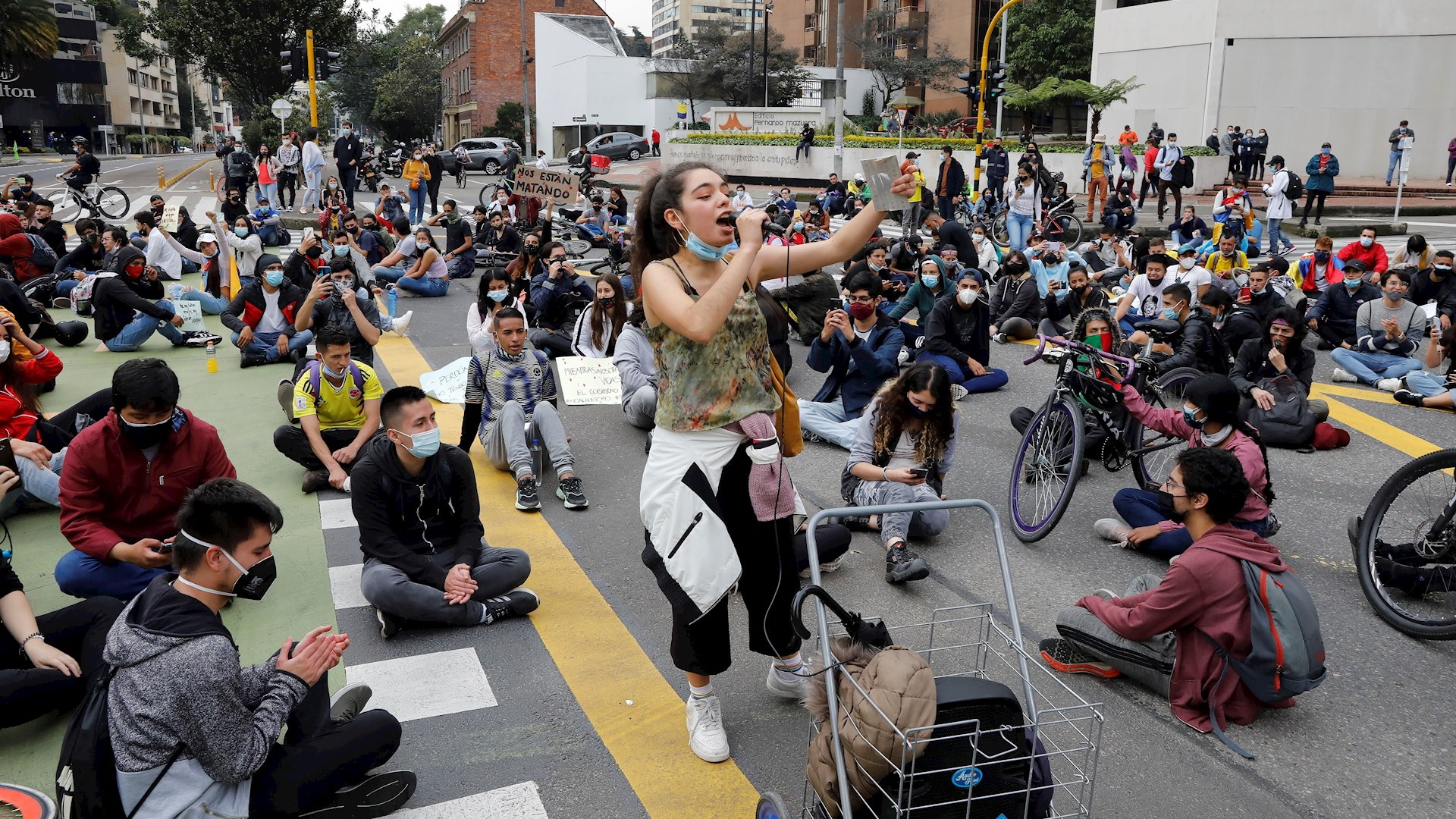 Pide AI a autoridades de Colombia "poner fin a la represión" - colombia-protestas-represion