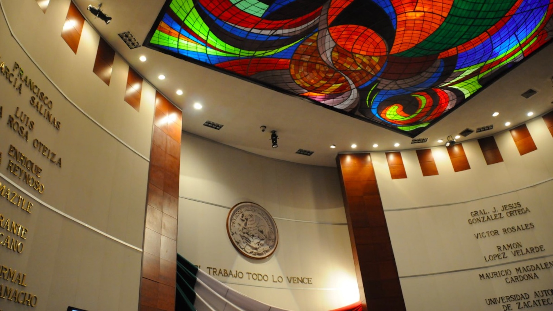 Congreso de Zacatecas vota por personajes ficticios y celebridades