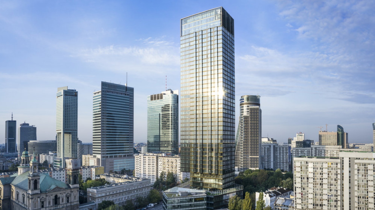 Muere el reconocido arquitecto Helmut Jahn tras accidente en bicicleta - cosmopolitan-tower-vasovia-polonia