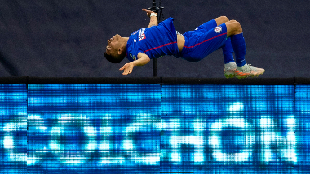 Cruz Azul inicia camino al título de la Liga MX ante Toluca