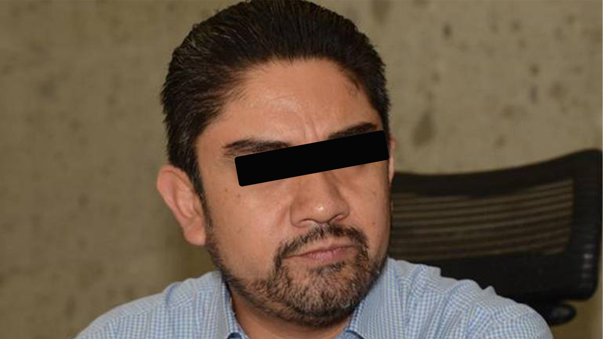 Edgar Tungüí, excomisionado de Reconstrucción en CDMX, llega a México extraditado desde España