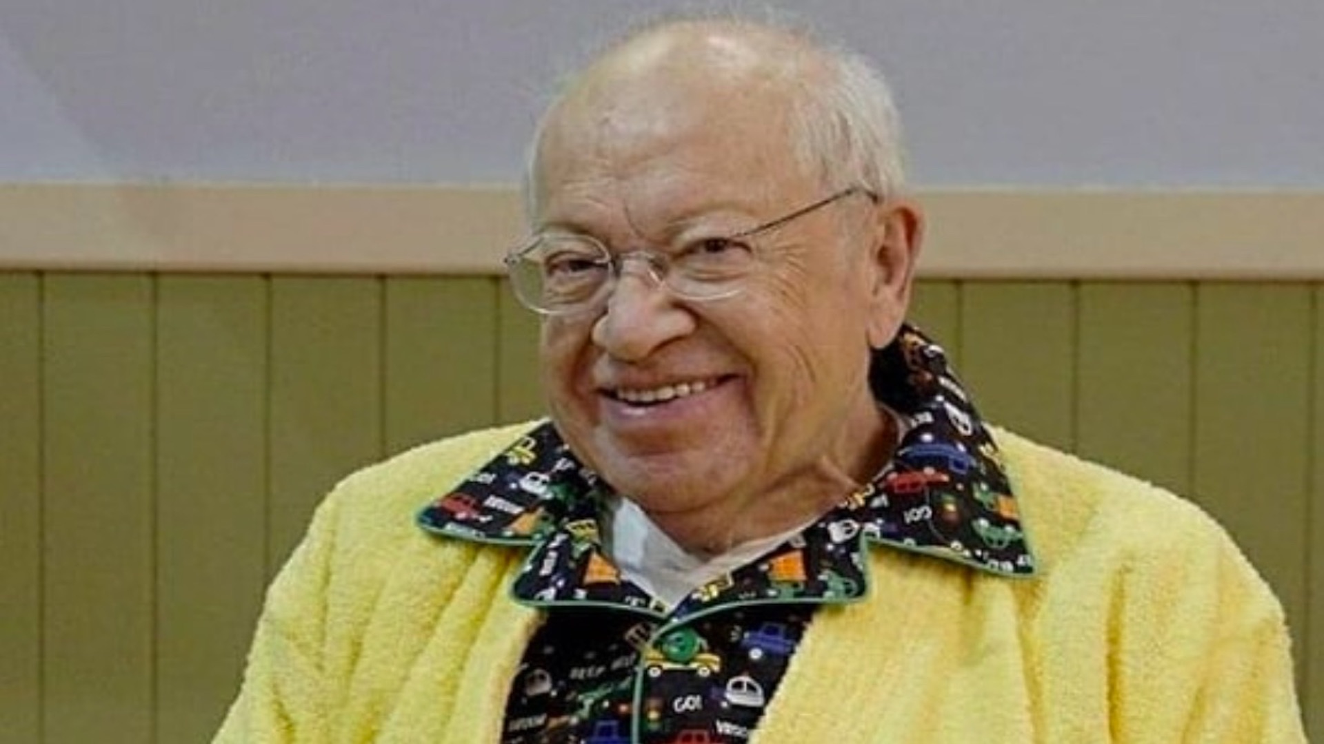 Hospitalizan de emergencia a Eduardo Manzano, ‘El Polivoz’, por infección