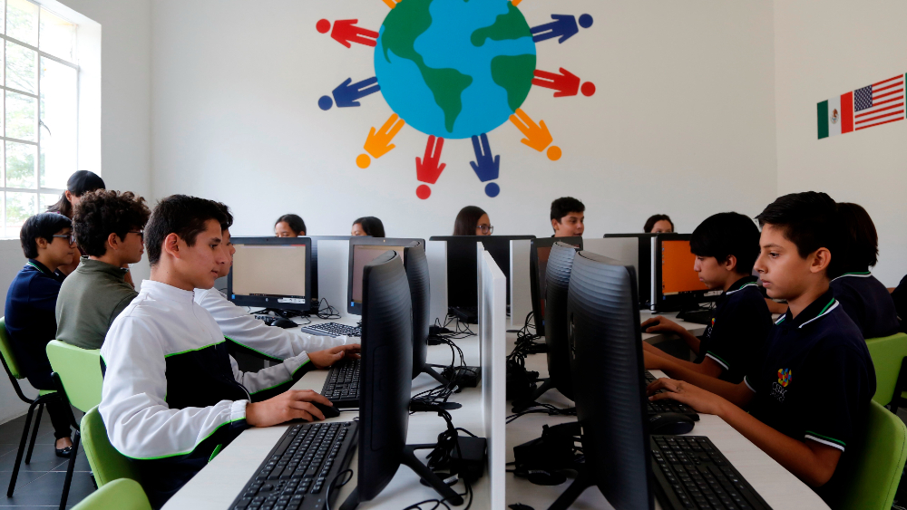 AMLO asegura que México continuará con aplicación de prueba PISA