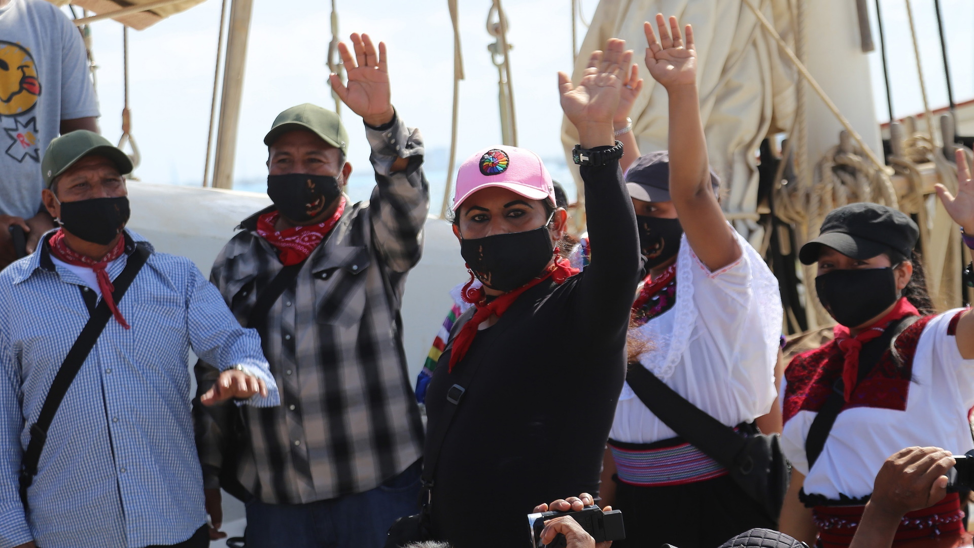 Delegación del EZLN emprende travesía marítima a Europa - ezln-barco-europa-viaje-2