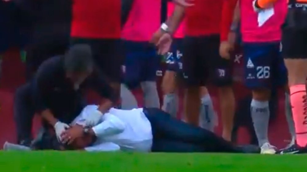 Agreden a Francisco Ramírez durante la final de la Liga Expansión MX