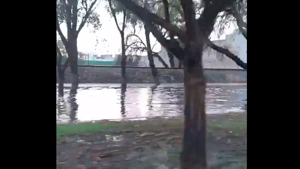 Intensa lluvia en varias zonas del Estado de México