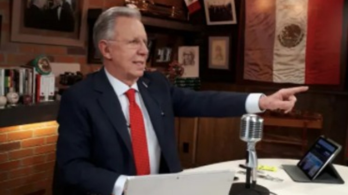 Cumple López-Dóriga 27 años en Radio Fórmula