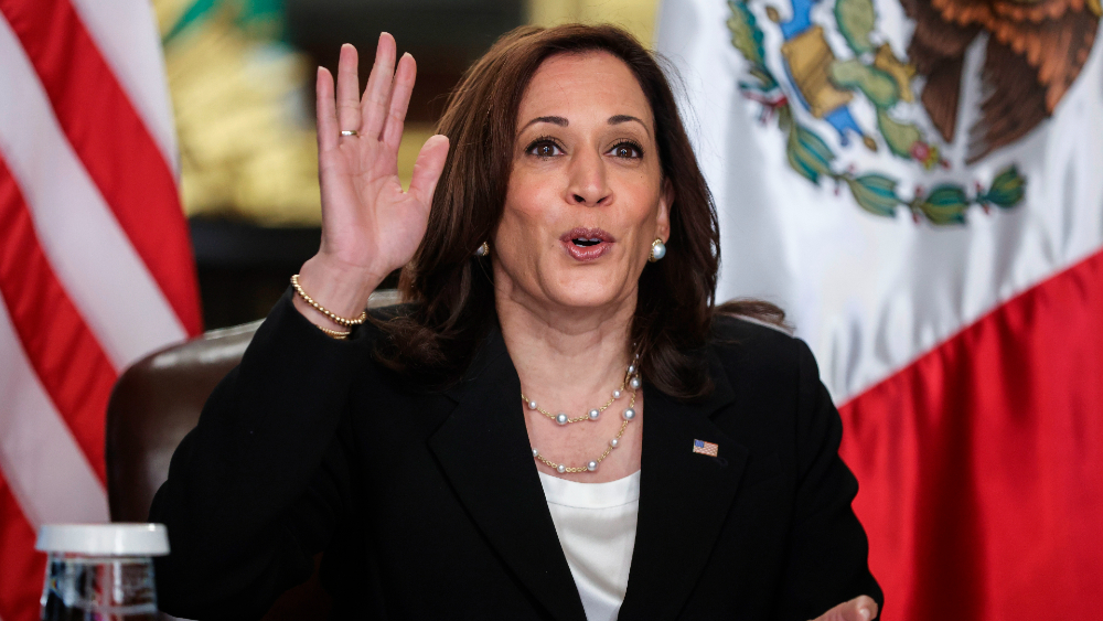AMLO pidió a Kamala Harris más vacunas; ella le responde que espere