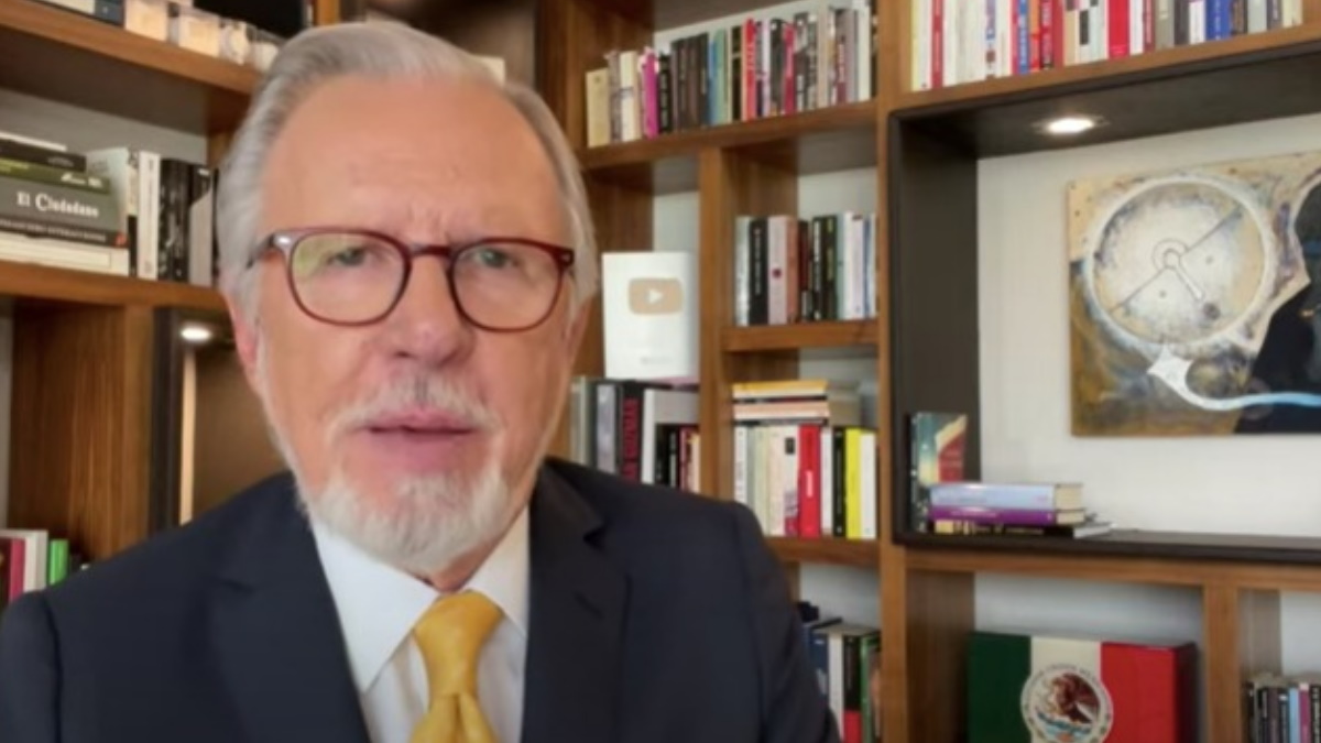 ¡Las noticias! Víctimas de Andrés Roemer piden sea extraditado desde Israel