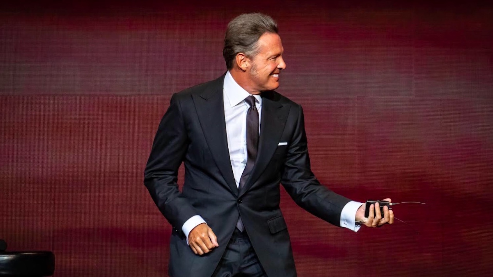 Luis Miguel, primer artista mexicano en rebasar los 5 billones de reproducciones en Spotify