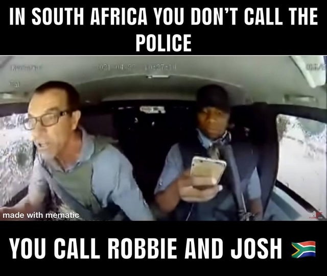 #Video Custodios de valores escapan de intento de asalto en Sudáfrica - meme-sudafrica-asalto-atraco-3