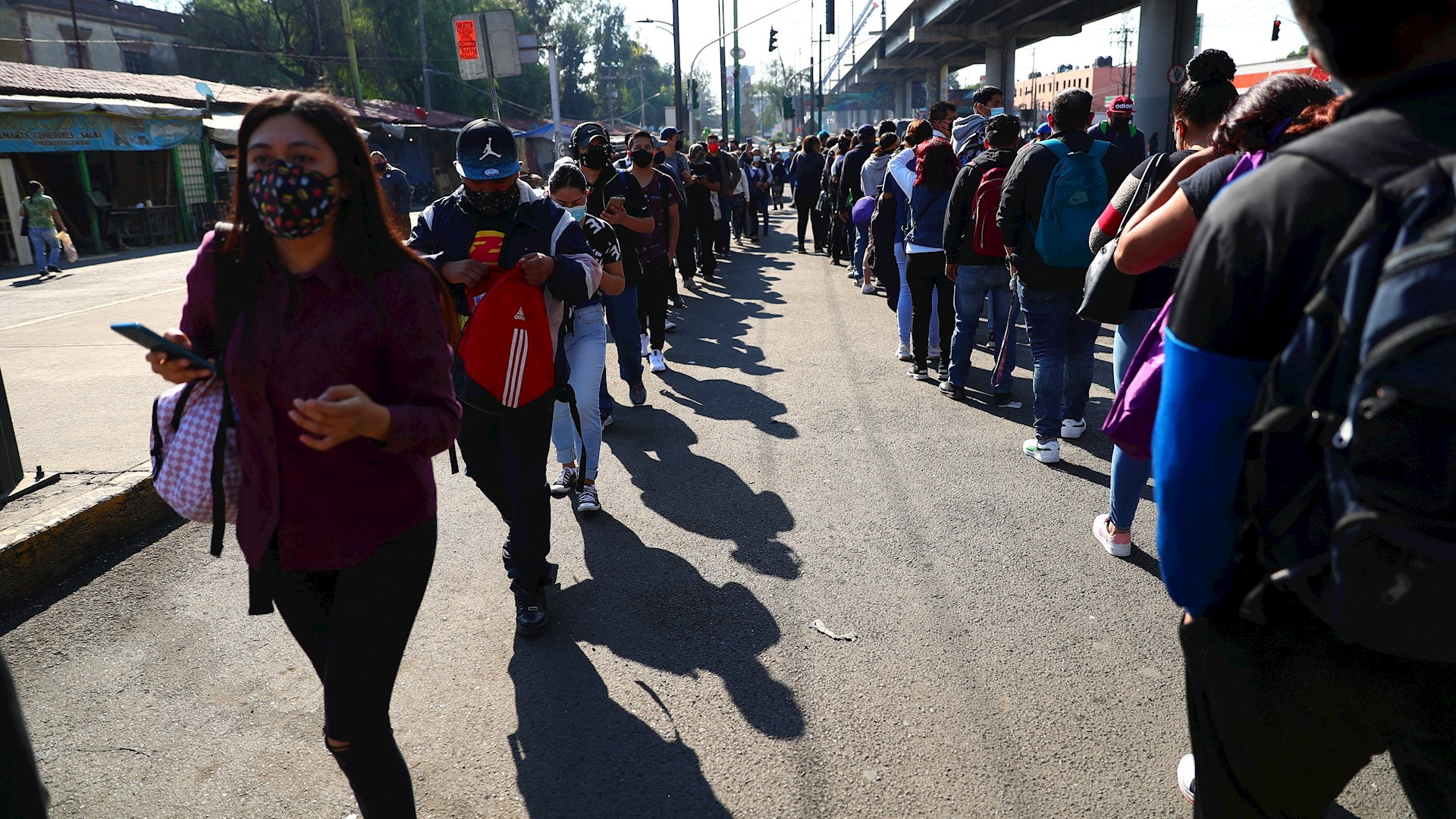 ¿Qué opción de transporte tienen los usuarios de la L12 del Metro de CDMX?