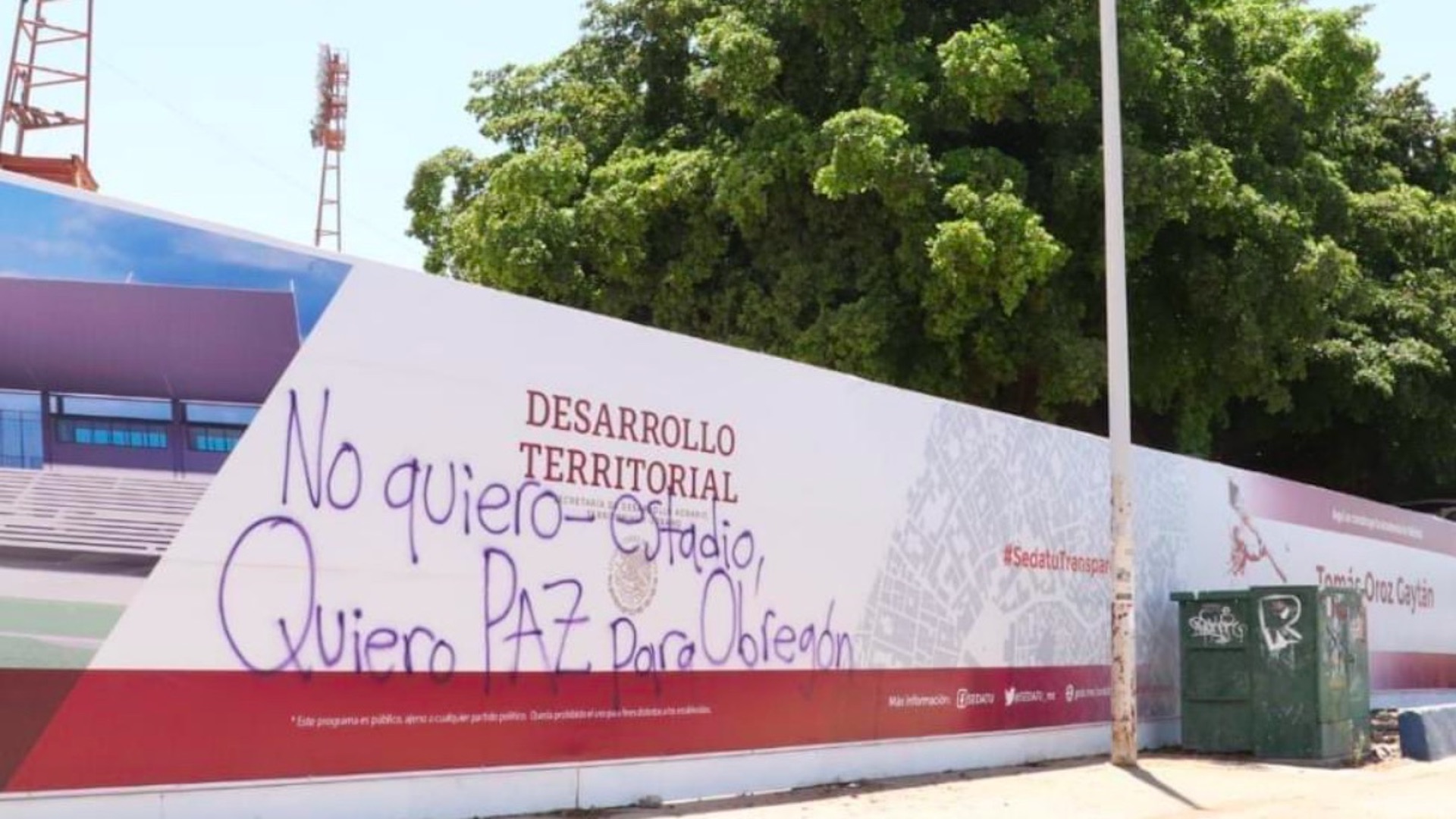 “No quiero estadio, quiero paz para Obregón”: realizan pintas en escuelas de beisbol de Cajeme