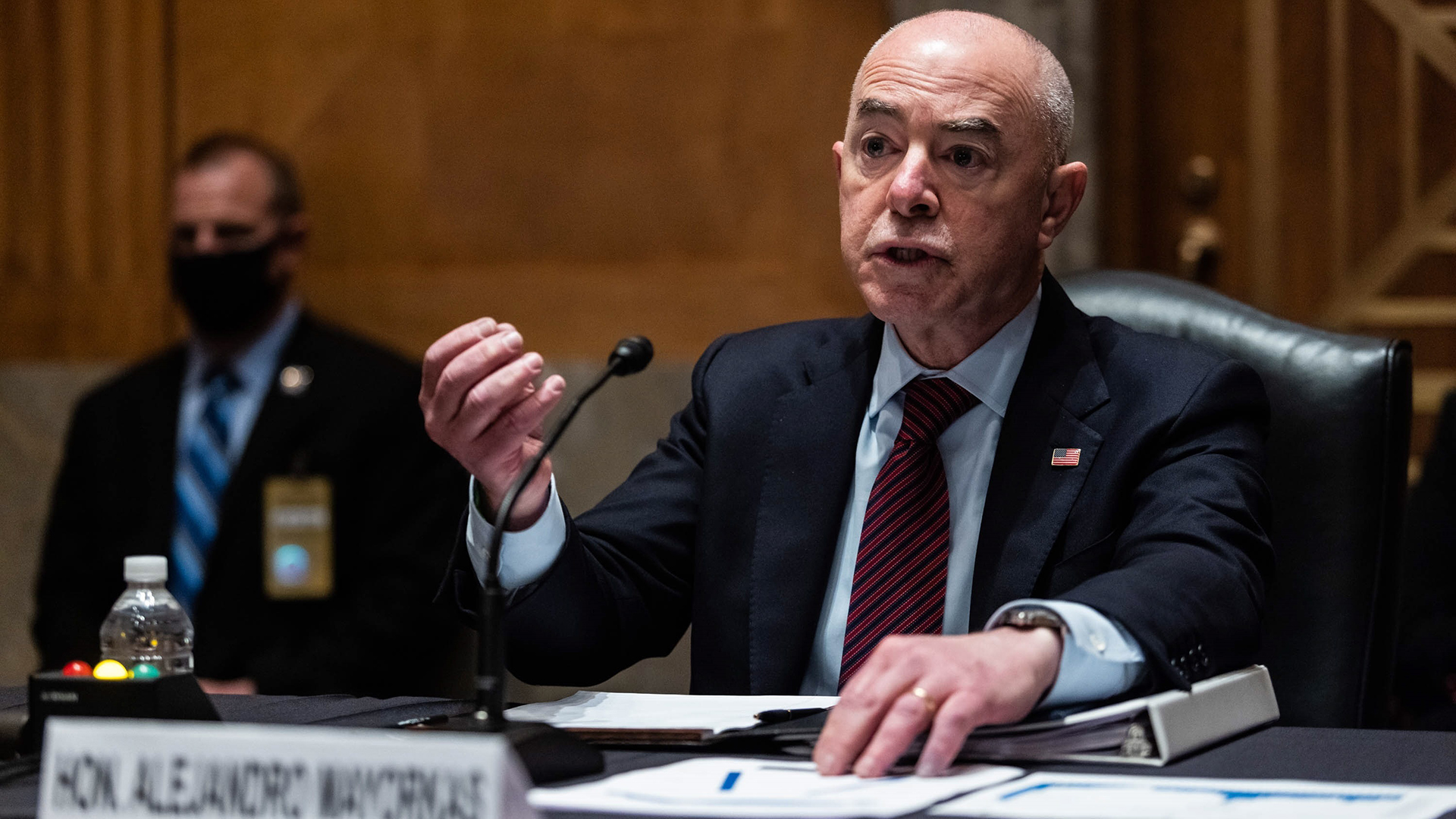 EE.UU. vincula el fin de expulsiones de migrantes a la evolución de la pandemia - secretario-de-seguridad-nacional-alejandro-mayorkas-en-comparecencia-ante-el-senado-de-eeuu