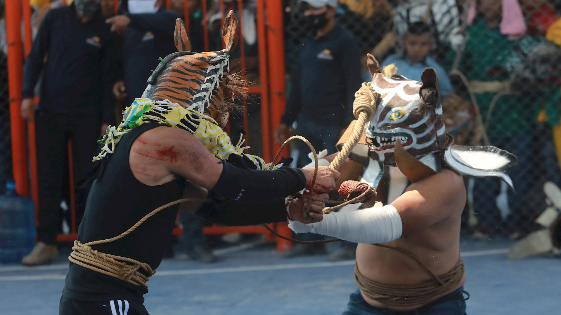 Pelea de tigres, un ritual al dios de la lluvia que se mantiene en Zitlala, Guerrero - tigres-zitlala-lluvia-3
