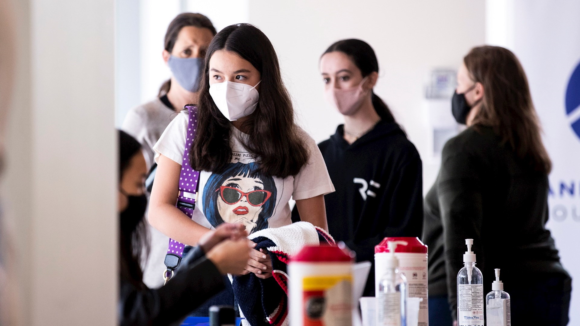 Llega el turno a los adolescentes en EE.UU. de vacunarse contra COVID-19