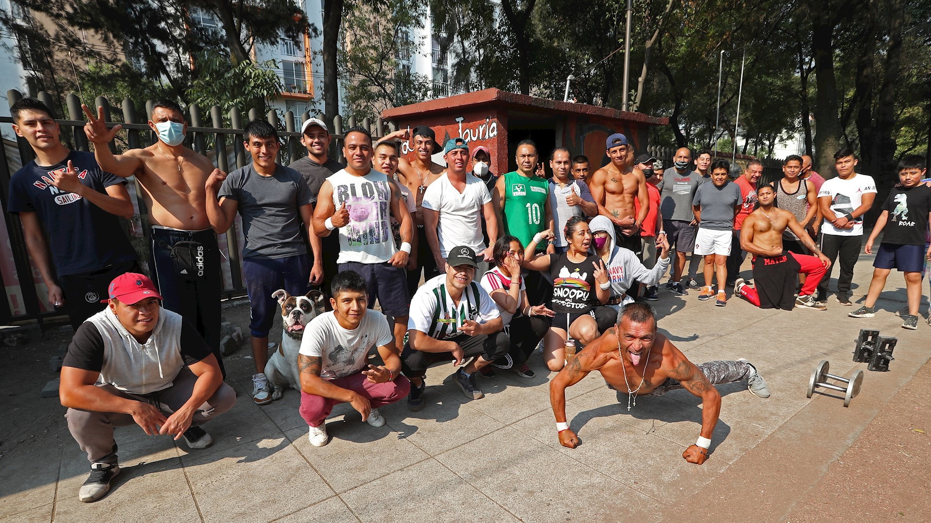 ‘Valle de los mamados’, un lugar para hacer deporte y enfrentar la dura realidad en Tepito