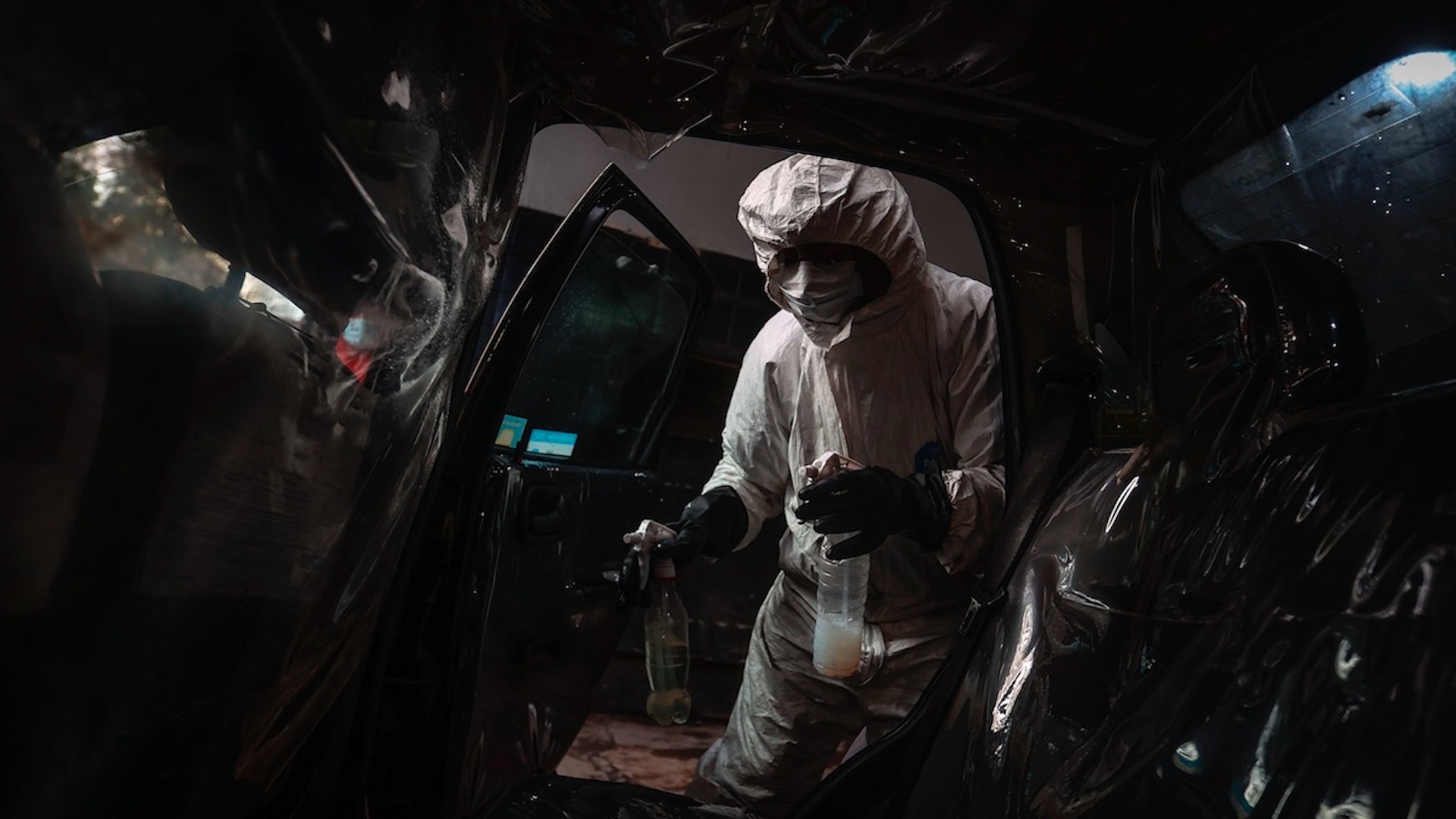 Taxis de Buenos Aires se visten de ambulancias contra el COVID-19 - ambulancias-buenos-aires