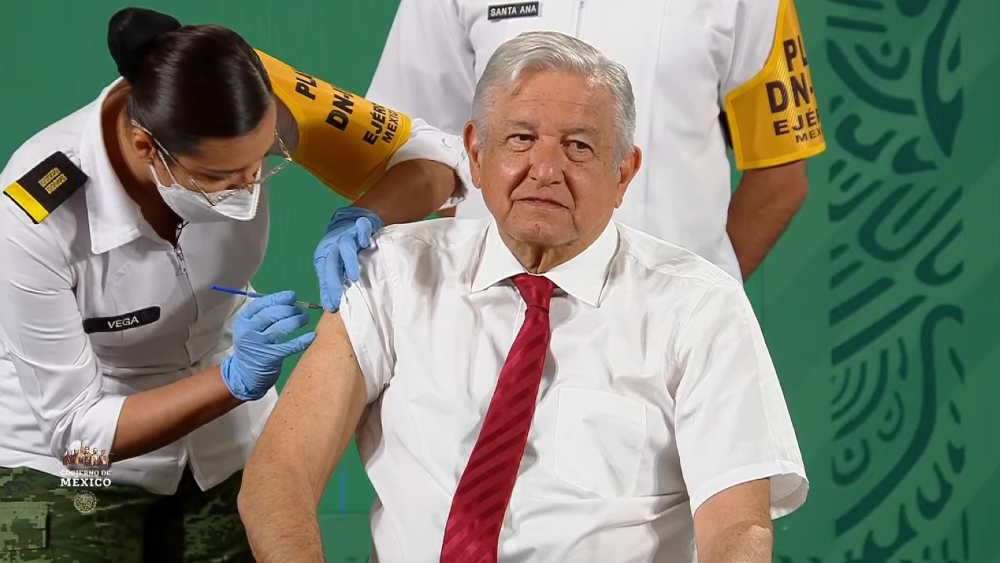 López Obrador recibe esquema completo de vacunación contra COVID-19 López Obrador recibe esquema completo de vacunación contra COVID-19