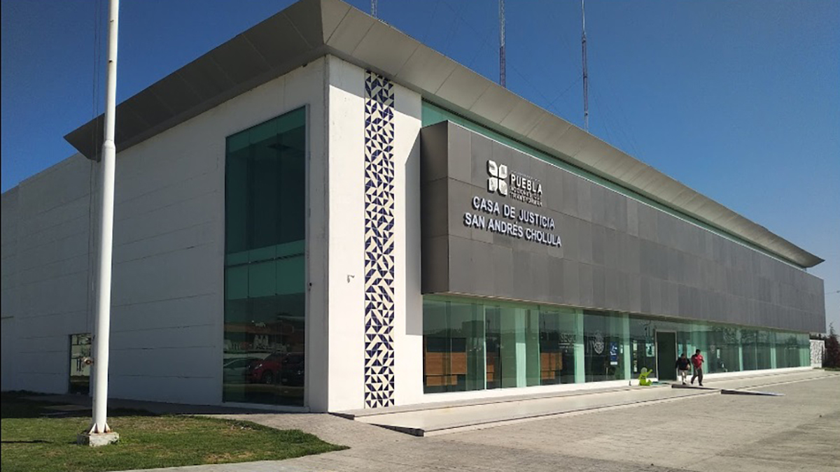 #Video Disparan contra Casa de Justicia de Cholula, Puebla