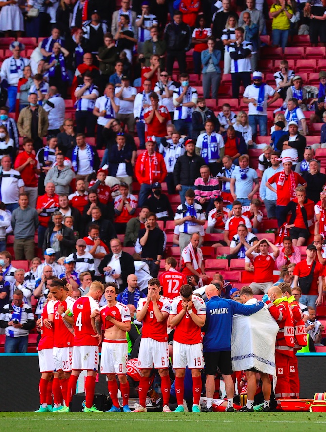 Finlandia vence a Dinamarca en encuentro marcado por desvanecimiento de Eriksen - eriksen-accidente