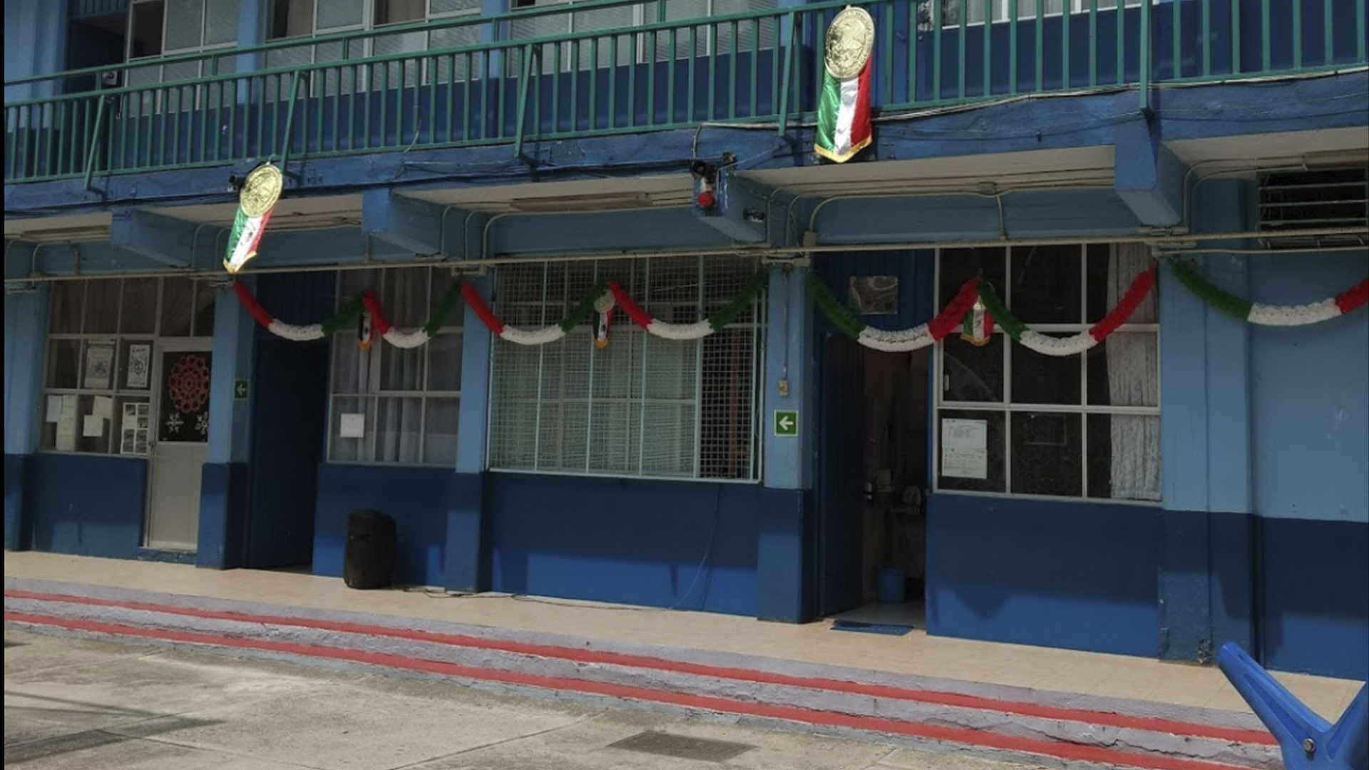 Confirman tercer caso positivo de COVID-19 tras regreso a clases presenciales en CDMX Confirman tercer caso positivo de COVID-19 tras regreso a clases presenciales en CDMX