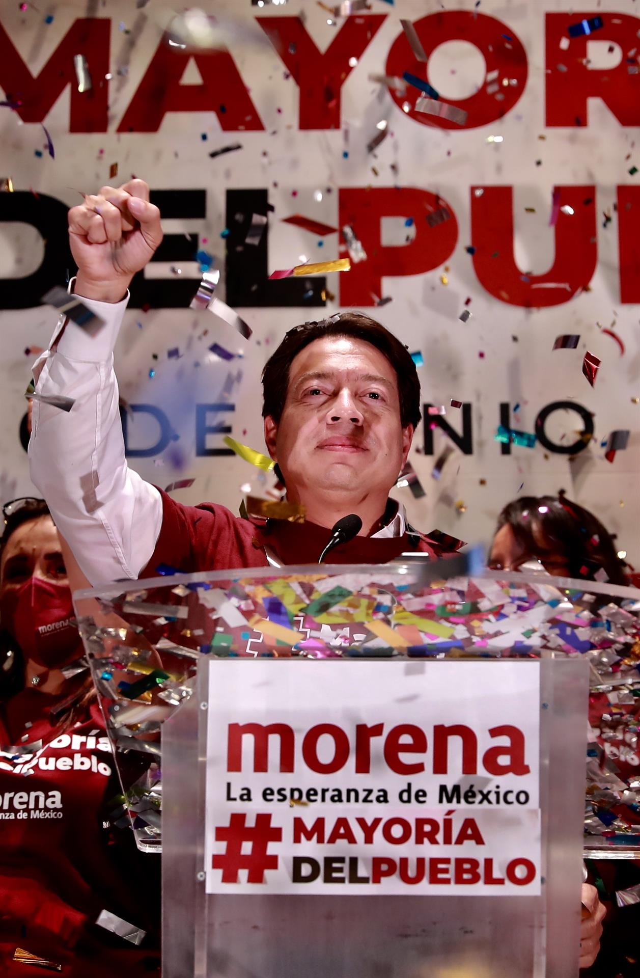 Los falsos triunfos - falsos-triunfos-laura-garza