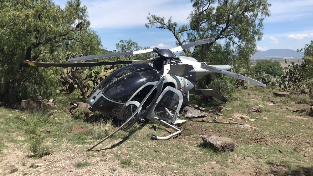 Se desploma helicóptero de la Fuerza Aérea en límites del Edomex e Hidalgo; no se reportan lesionados