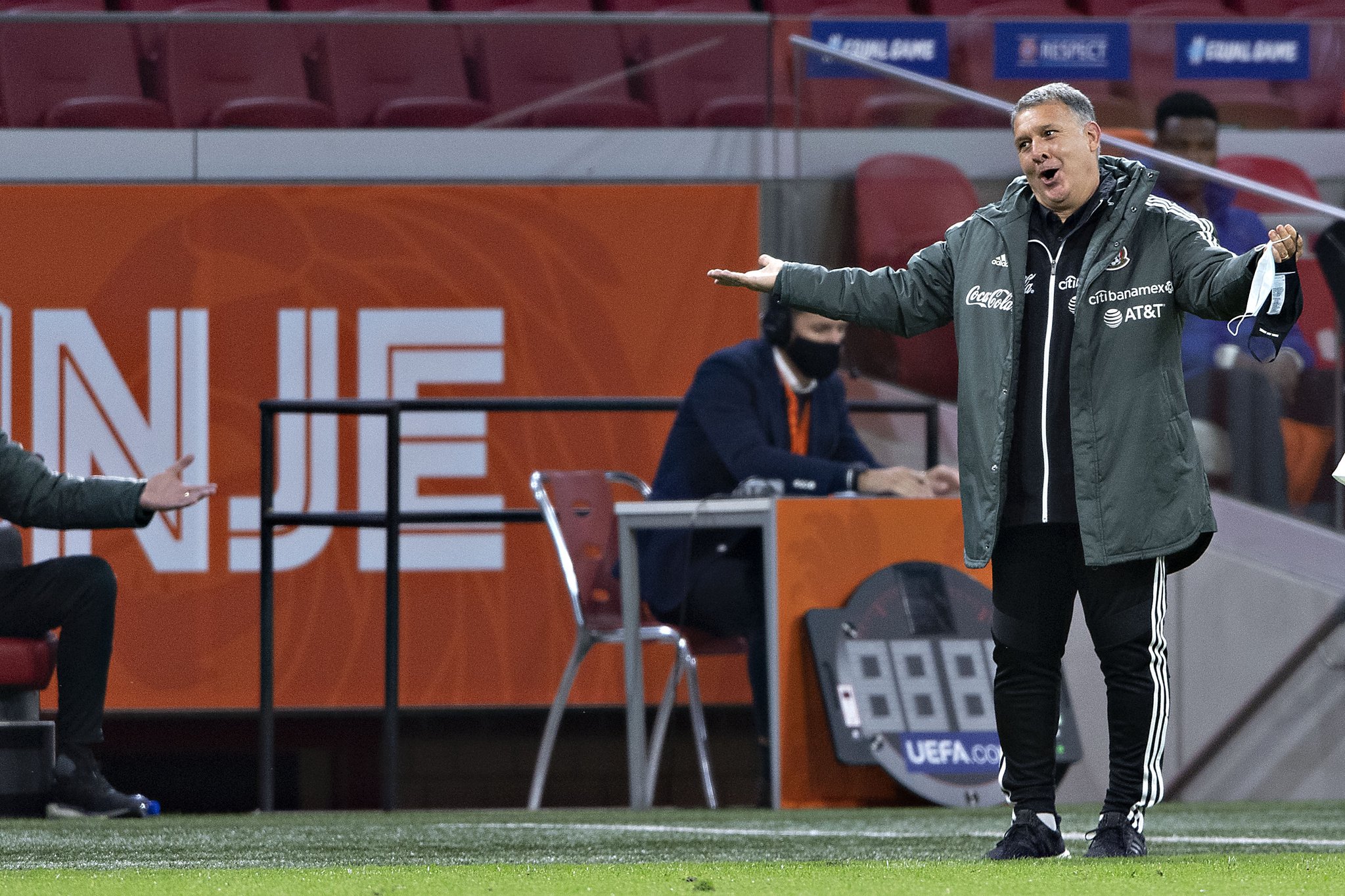 En el ojo del huracán - image3