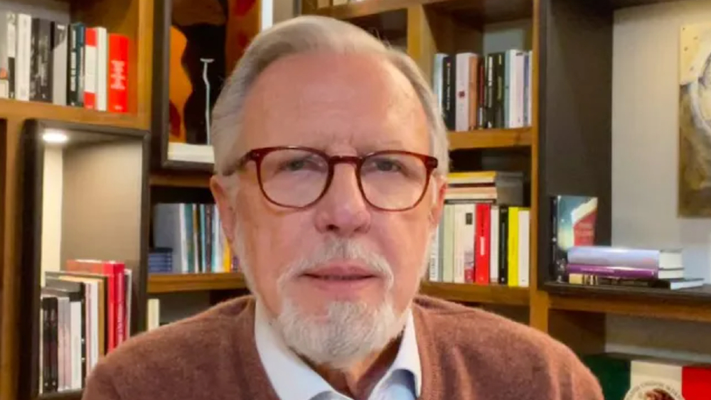 Sí, es Claudia, pero no basta