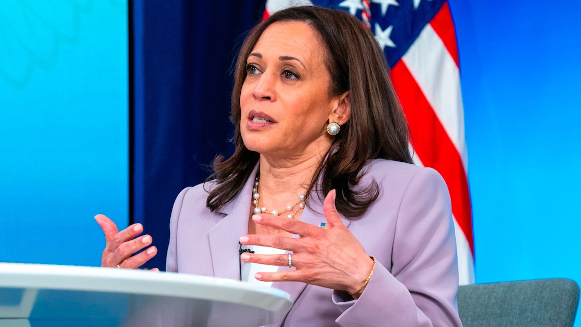 Harris acudirá a centro de detención de migrantes en su visita a la frontera