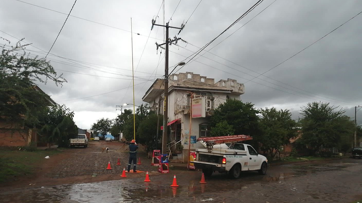 Tormenta ‘Dolores’ deja tres muertos a su paso por costas del Pacífico
