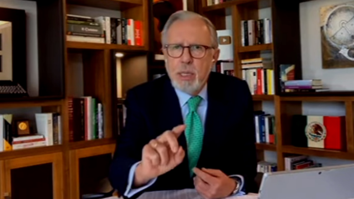 Esto es falso y emplazo al presidente a que lo demuestre