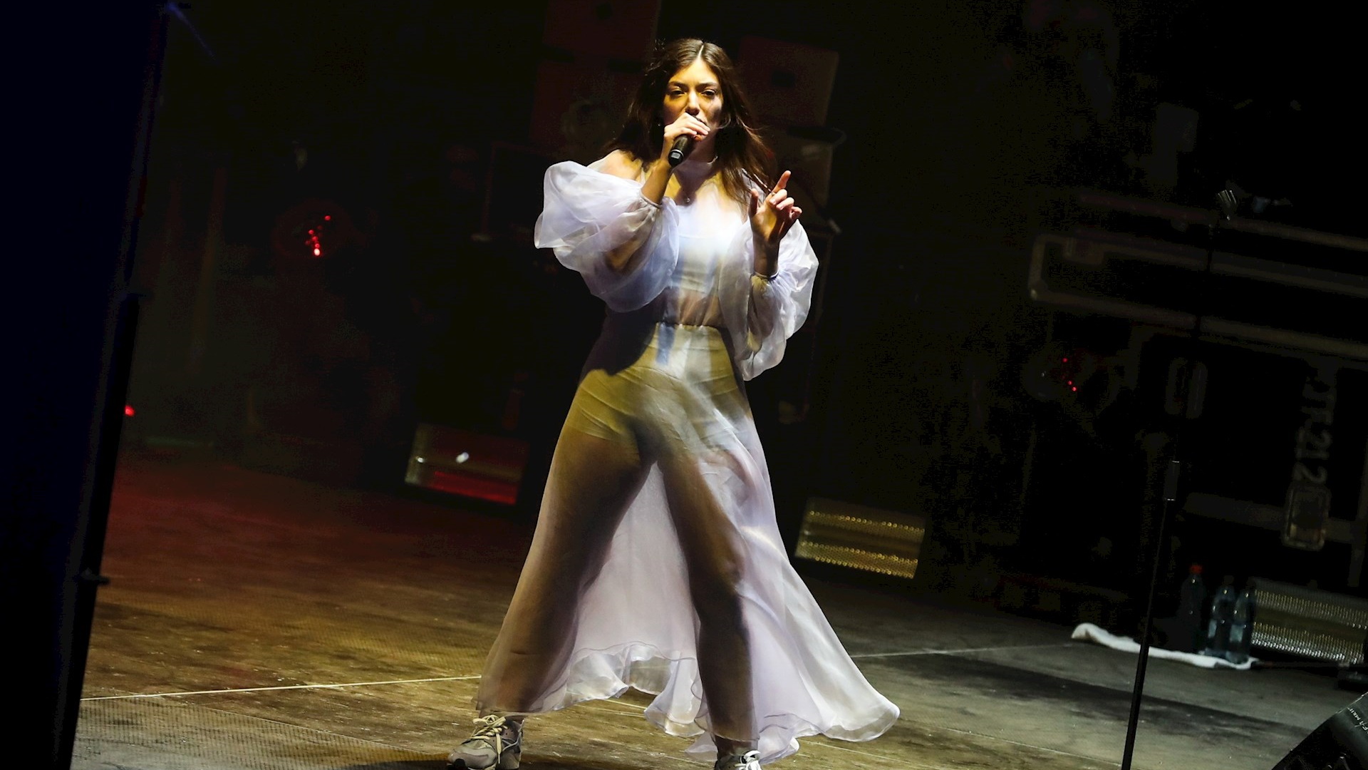 Lorde sorprende y estrena ‘Solar Power’, su primera canción desde 2017