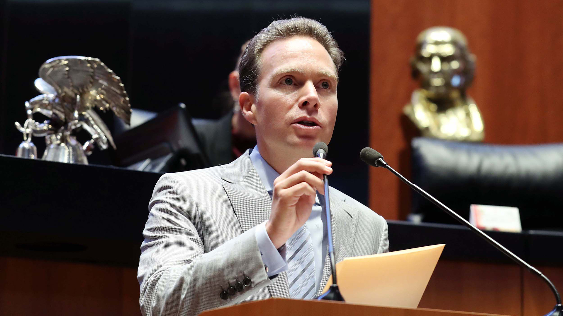 Senador Manuel Velasco condena el asesinato de su tío Armando Coello Senador Manuel Velasco condena el asesinato de su tío Armando Coello