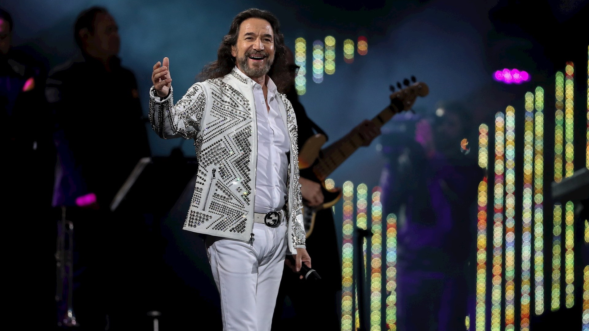 Los Bukis se reúnen tras 25 años con Marco Antonio Solís al frente