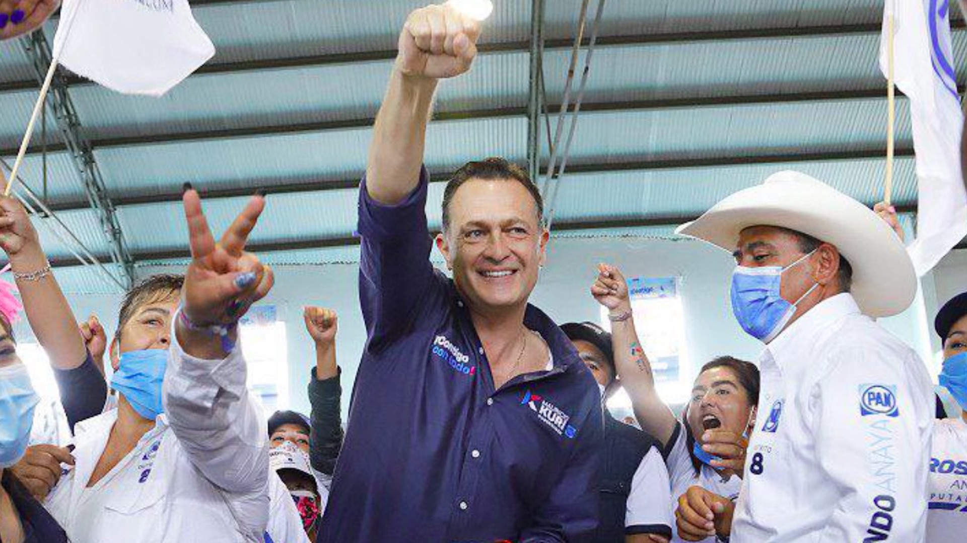 Mauricio Kuri aventaja en Querétaro