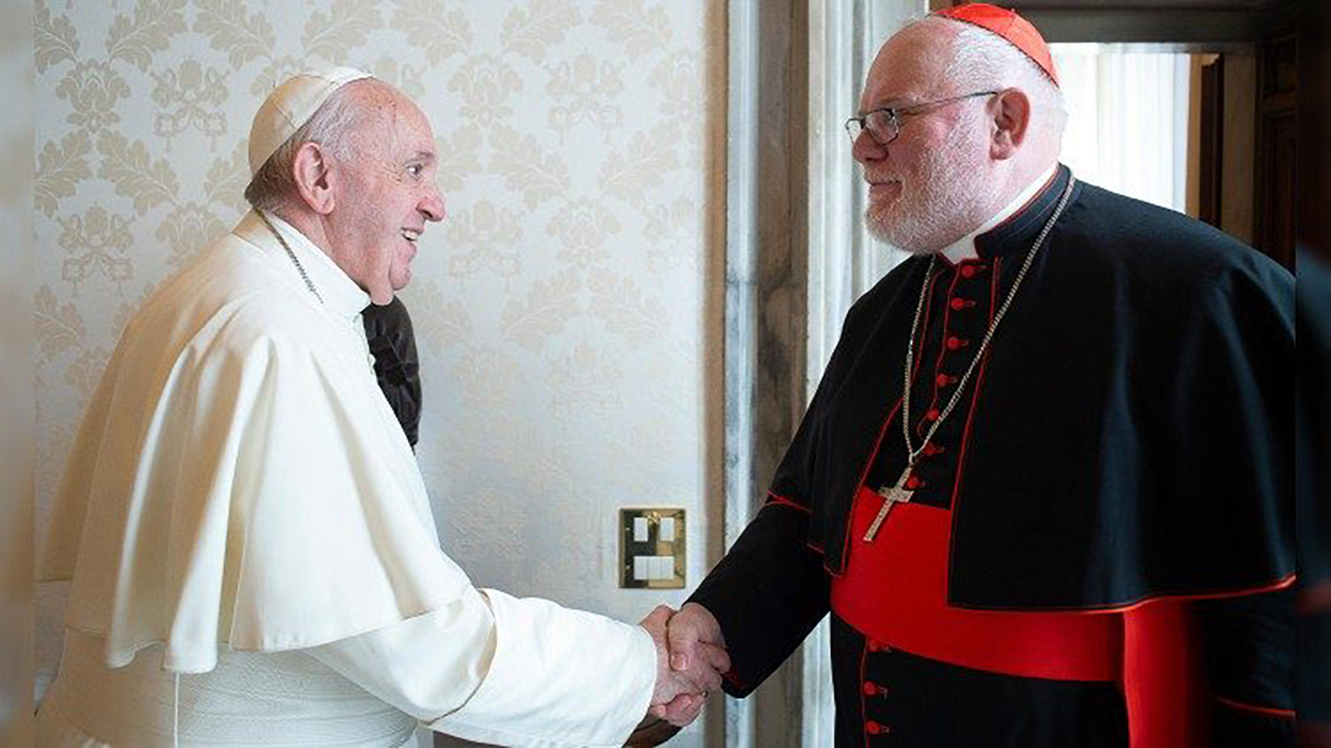Papa Francisco rechaza la renuncia del cardenal Marx; reconoce que “la Iglesia está en crisis” Papa Francisco rechaza la renuncia del cardenal Marx; reconoce que “la Iglesia está en crisis”